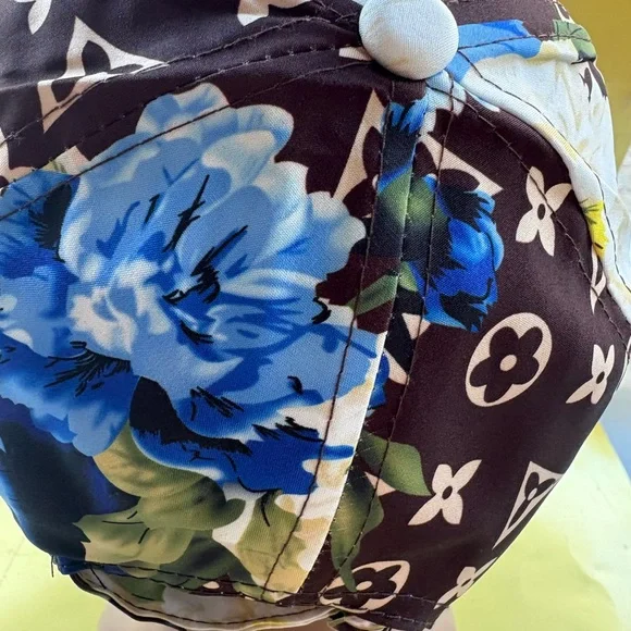 Black and Beige Patterned Cap - Picture 10 of 10